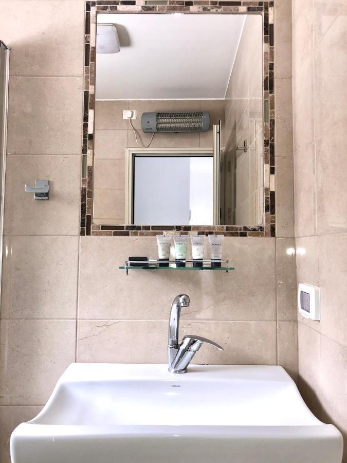 Bat Galim - Luxury Apartment By The Sea Haifa Eksteriør billede